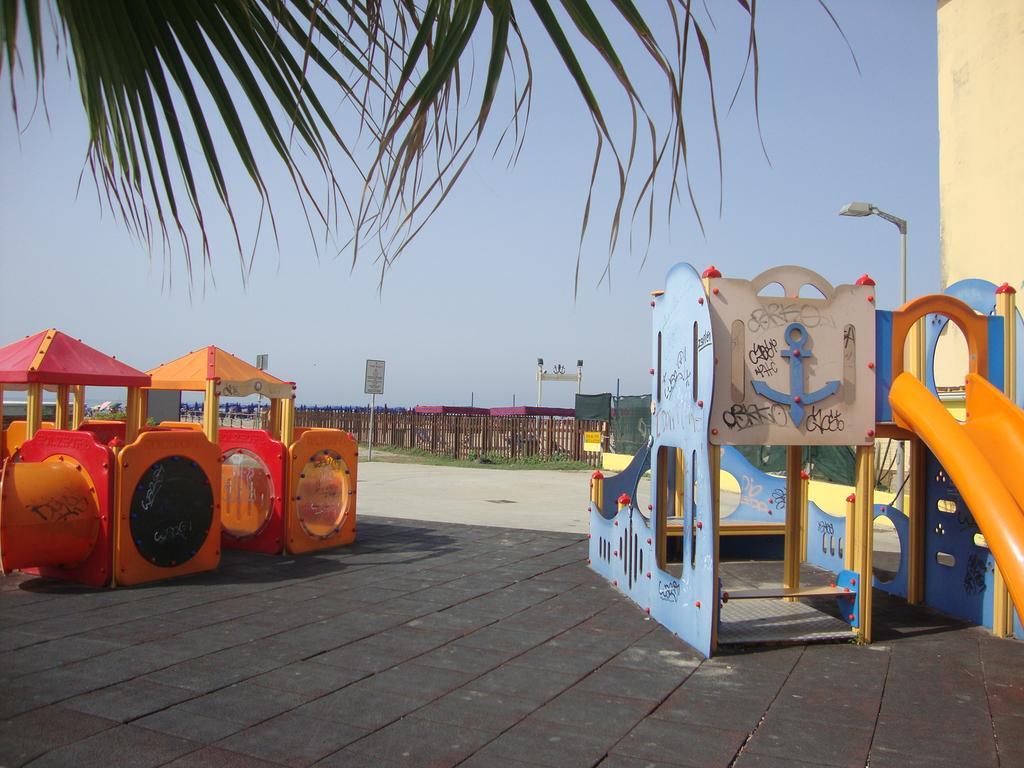Appartamento Marina Marina Di Carrara Ruang foto