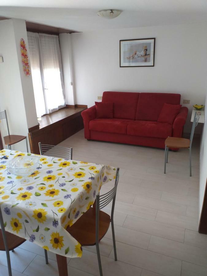 Appartamento Marina Marina Di Carrara Bagian luar foto