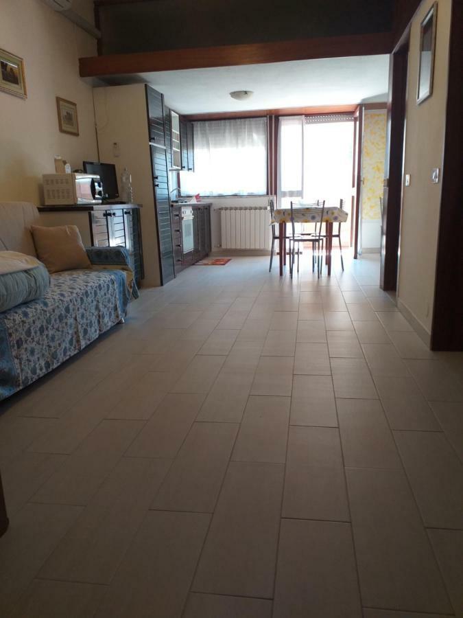 Appartamento Marina Marina Di Carrara Bagian luar foto