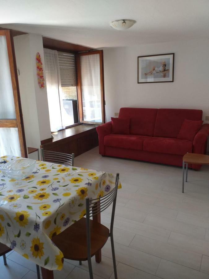 Appartamento Marina Marina Di Carrara Bagian luar foto